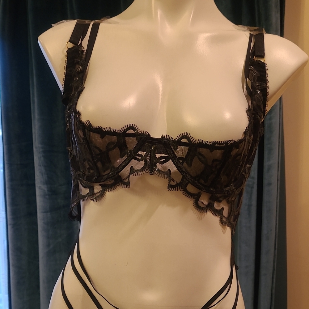 Victoria's Secret Black Lace Bra